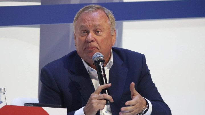 Глава ВТБ Костин: к концу 2025 года ключевая ставка может снизиться до 19%