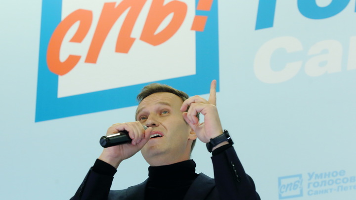 Навальный начал заседание суда с ветераном со скандала: До конца процесса не доживёт...