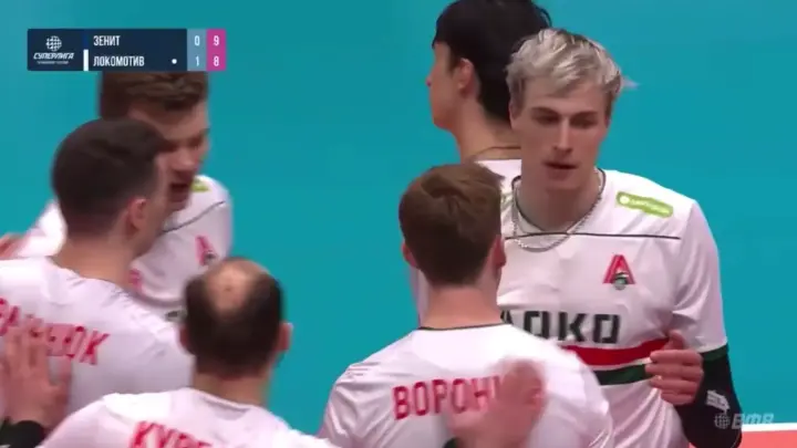 Новосибирский Локомотив завоевал бронзу чемпионата России по волейболу