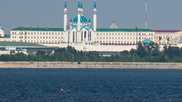 В Казани лодка врезалась в пирс: Один погиб, четверо спаслись