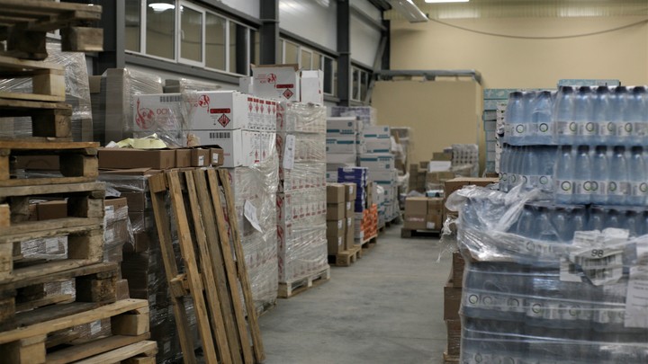 В Ростовскую область поступило 800 тонн гуманитарной помощи для беженцев из Донбасса
