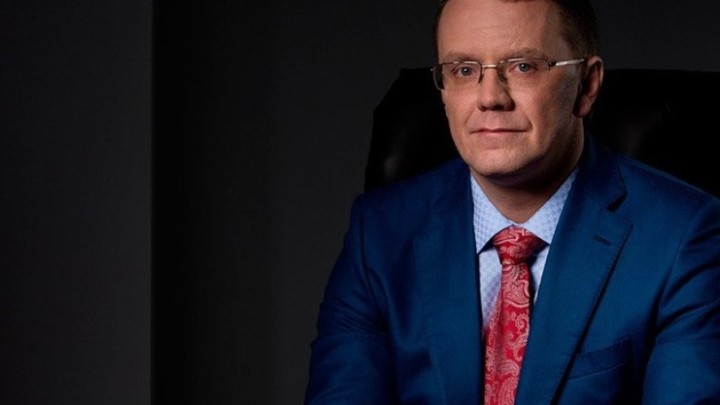 «Сам нарвался на мою голову» Депутат рассказал, из-за чего подрался с участником шоу «Голос» Цхаем