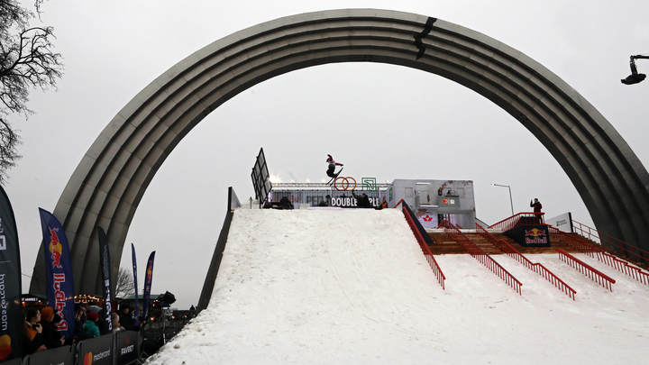 Медреформа провалилась, вакцины от COVID-19 нет. Украину завели в американский тупик