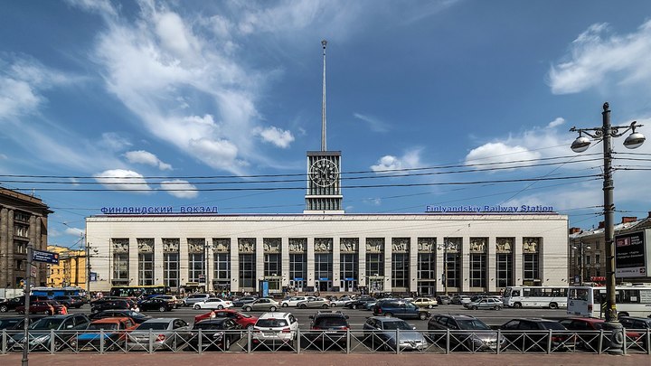 В Петербурге открыли первый пункт вакцинации от коронавируса на вокзале
