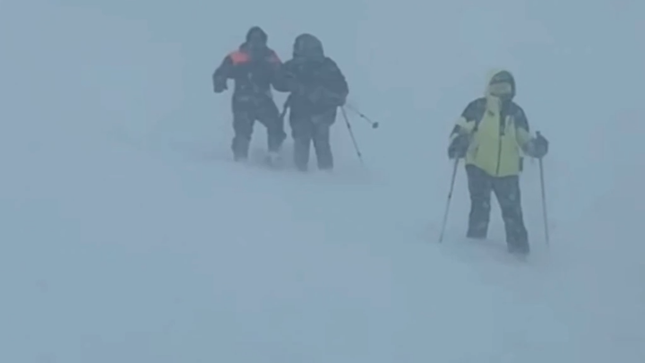 Туристы из Москвы потерялись на горе Эльбрус: чем закончились поиски