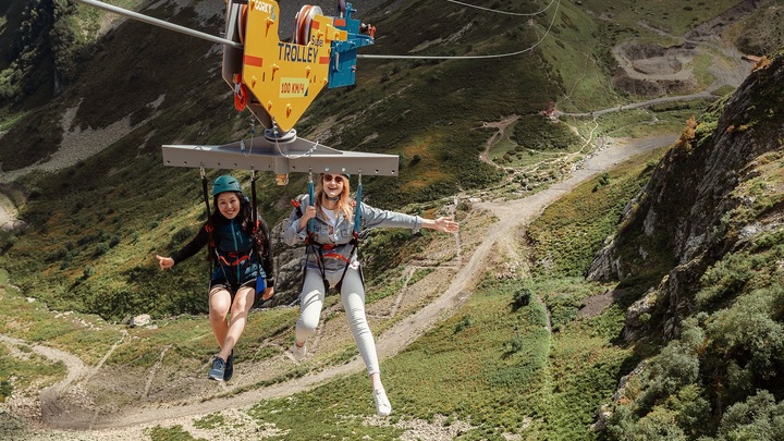 В горах Сочи открылся новый скоростной семейный аттракцион