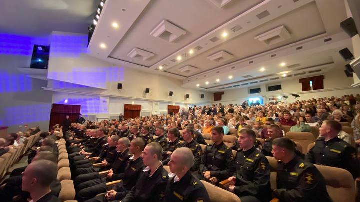 В Чите открыли международную «Творческую мастерскую Леонида Лундстрема»