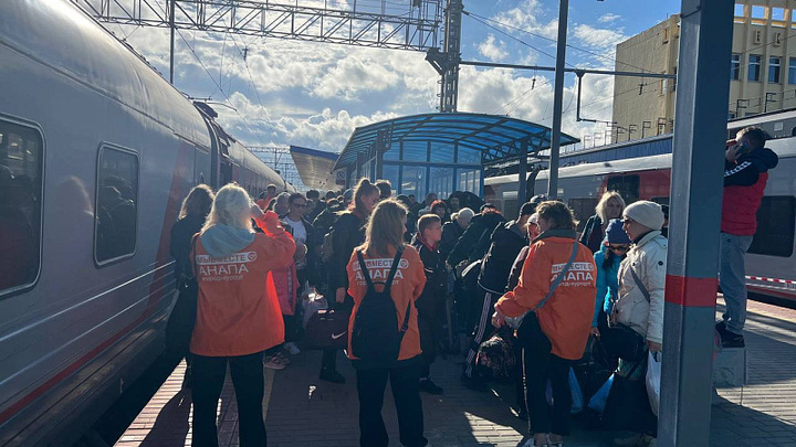 Краснодарский край уже принял более 3,2 тыс. жителей Херсонской области – Кондратьев