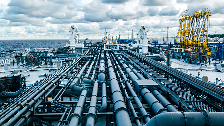 Нефтяной шантаж не прошёл. США не могут заставить мир отказаться от русской нефти