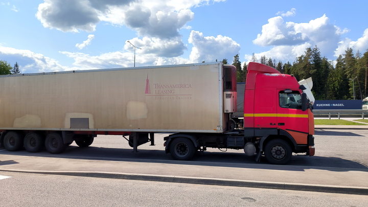 В Новосибирске массовая авария заблокировала Бердское шоссе