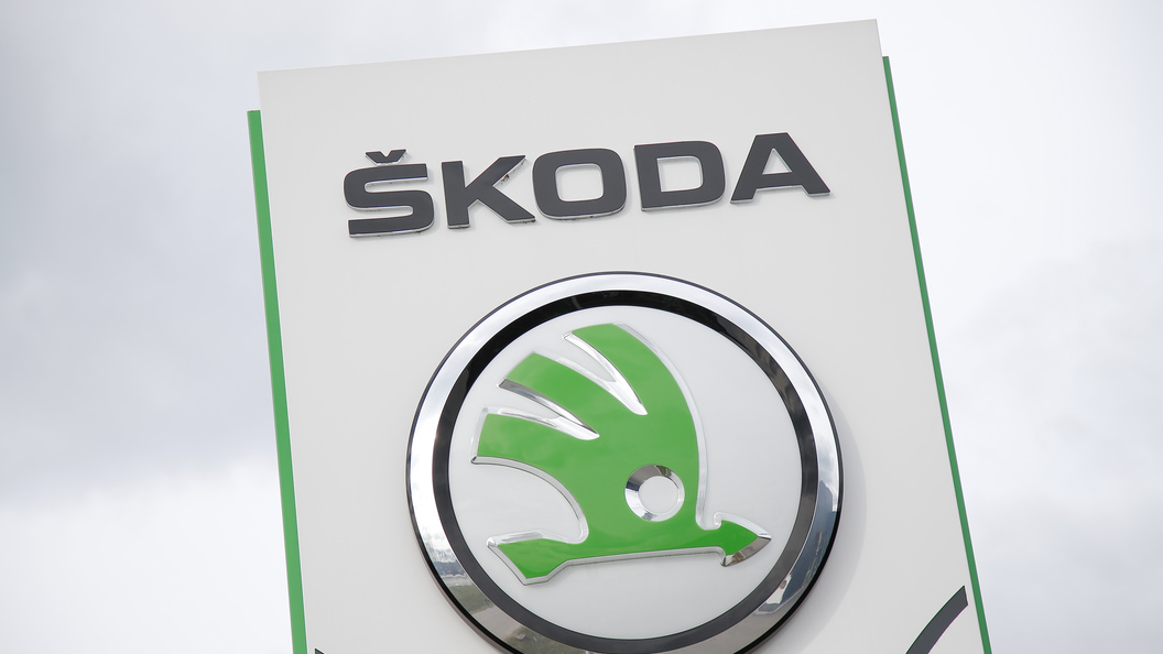 Стало известно, когда в России появится измененная Skoda Rapid Стало известно, когда в России появится измененная Skoda Rapid