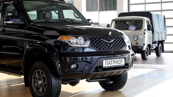 Судоплатовцы получили два УАЗа с реанимационным оборудованием