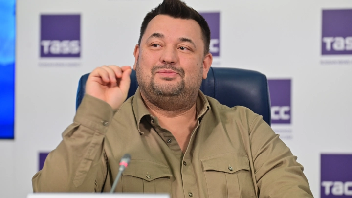 Музыкант Сергей Жуков хочет запатентовать торговую марку 18 мне уже Музыкант Сергей Жуков хочет запатентовать торговую марку 18 мне уже