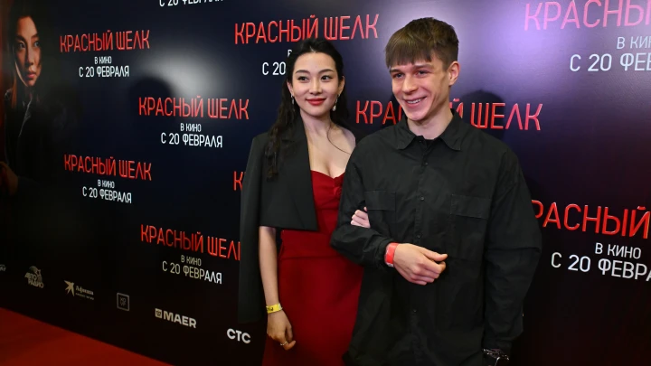 Не трогайте наших золотых ребяток: Актёра-уклониста отбивают у военкомата - пусть служат простые граждане