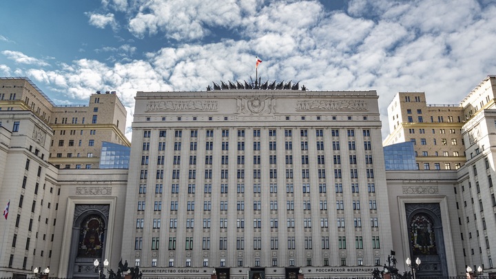 Вывоз зерна из украинских портов вышел на уровень Минобороны