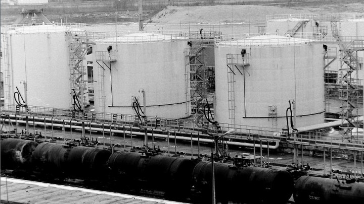 Штаты уверены, что Россия продаст нефть за копейки. Белый дом: Не удивлены реакцией Москвы