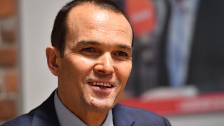 Перестал выходить на связь: СМИ потеряли уволенного Путиным губернатора Чувашии