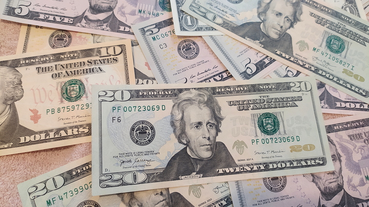 Бежавшие из России бренды лишились $2 млрд