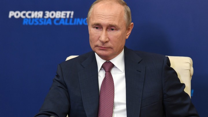 Неловкость приветствий коронавирусной эпохи: Путин сориентировался, собеседник не успел