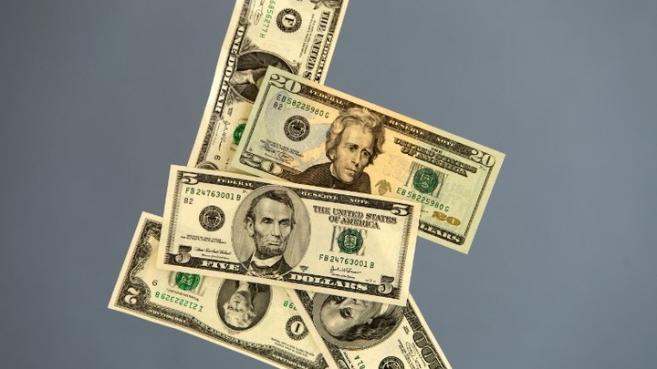 Обрушение квадриллионной пирамиды: Глазьев спрогнозировал скорый крах США и Европы