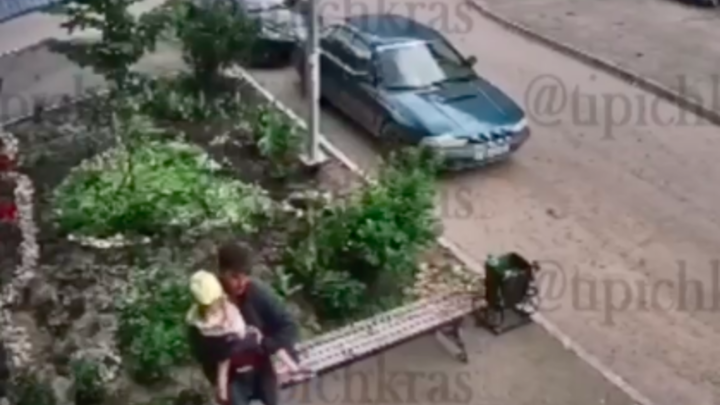 В Краснодаре неизвестный пытался похитить четырёхлетнюю девочку