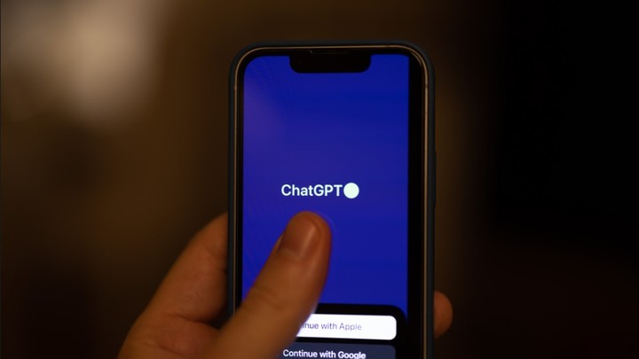 Будущее наступило: Мошенники учат ИИ своему ремеслу