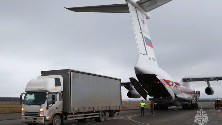 Печи, лекарства, одежда: Россия отправила для Газы 25 тонн гуманитарки