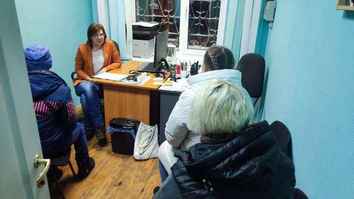 Замещают мигрантами: депутат рассказала об искусственном дефиците водителей троллейбусов