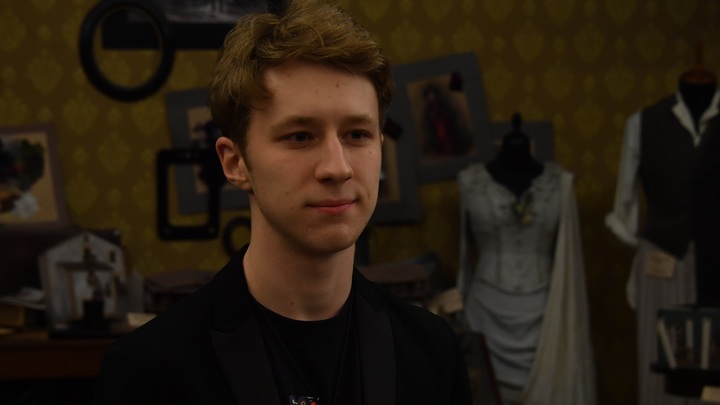 Хороший мальчик передумал идти против Михалкова: Семён Трескунов молит о работе в России