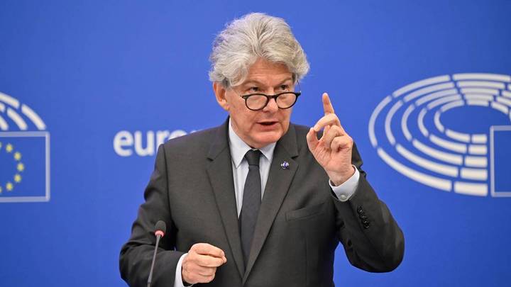 Украине не видать вступления в НАТО: Еврокомиссар назвал символической просьбу Зеленского