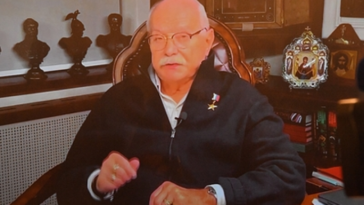 Тихие и наглые. Никита Михалков поимённо назвал предателей России