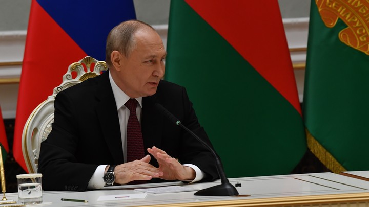 Владимир Путин распространил выплаты за ранения на СВО на силовиков и волонтёров