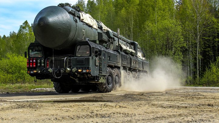 В Ивановской области ПГРК «Ярс» в ходе учений вышли на боевое патрулирование