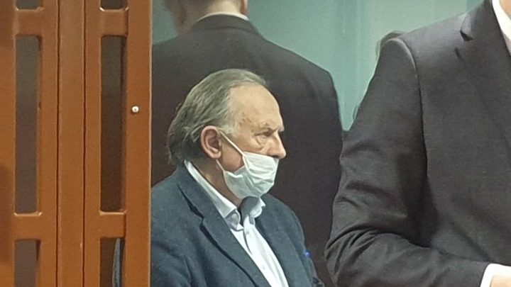 Плагиат, кража концепций и избиение студентов: суд рассмотрит иск Соколова о клевете оппонента