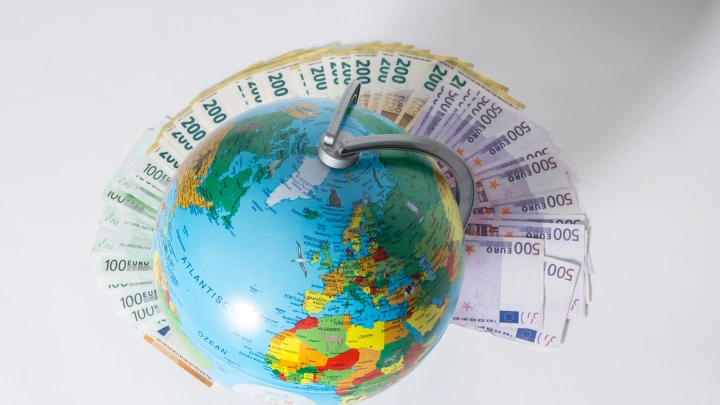 Зарабатывал миллионы, а теперь еле сводит концы с концами. Потеряв всё, айтишник предсказал несчастливое будущее всем