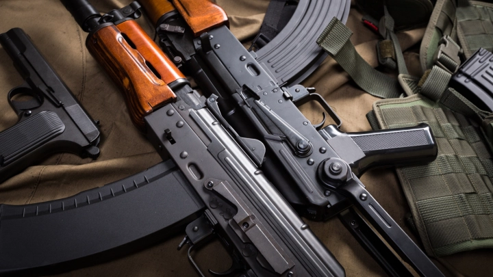 В Сирии начались столкновения между алавитами и боевиками Хайят Тахрир аш-Шам*