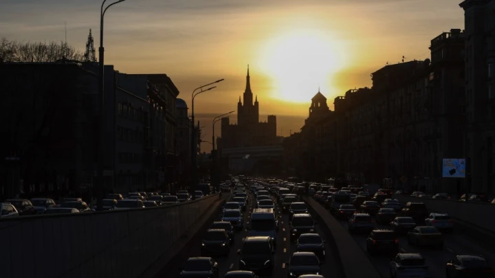 Впервые в Сети: Появились фото машин нового русского бренда