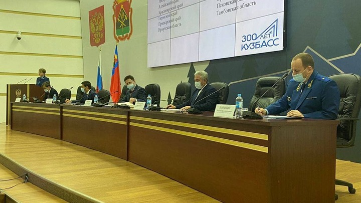 Кузбасским сиротам будут выдавать сертификаты на покупку жилья