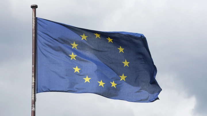 Еврокомиссия представила прогноз о завершении конфликта на Украине в 2026 году