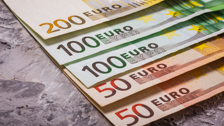 FT: Евроцентробанк заблокировал выдачу кредита на 140 млрд евро Украине