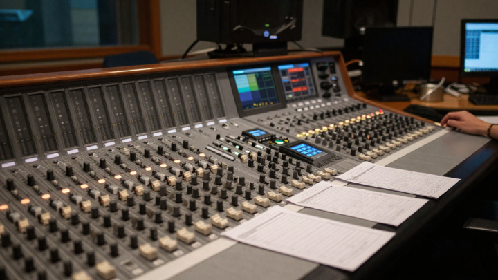 Радиостанция Судного дня прервала молчание после речи Трампа