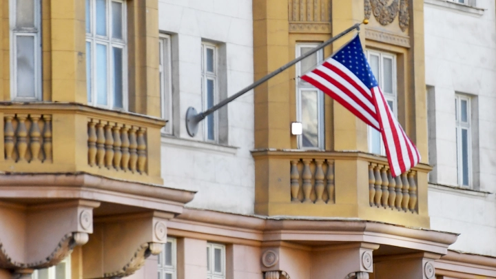 Получить неиммиграционную визу США русские смогут лишь в Казахстане и Польше