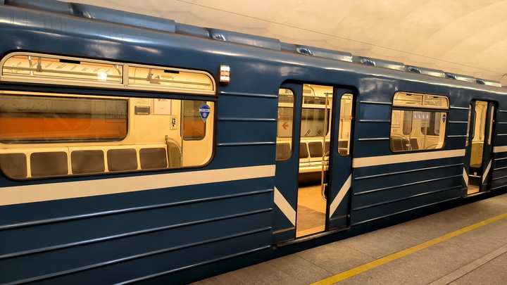 В ГУ МВД раскрыли, из-за кого перекрывали станцию метро в Екатеринбурге