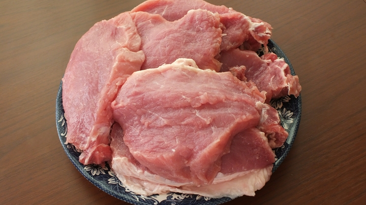 Мясоедам грозит деменция: Учёные указали на опасный продукт