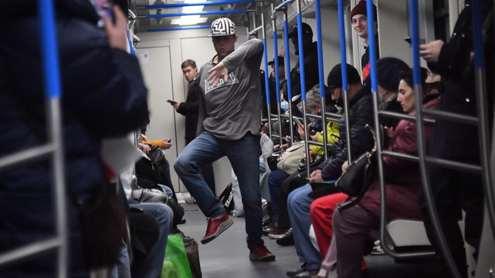 Ролик метрополитена в стиле GTA стал вирусным: Подземка петербургская, а стыд почему-то испанский
