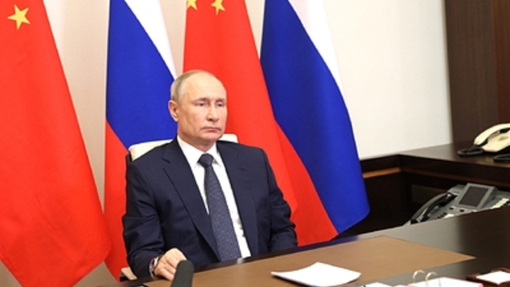 Волк и старенький барашек: Во Франции оценили шансы Байдена против Путина