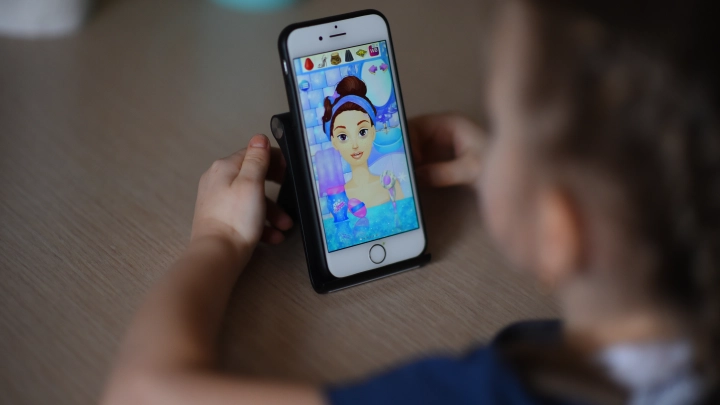 Мошенники похитили у жителей России более 1 млрд рублей при помощи детей-геймеров