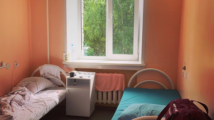 «Колючее» дыхание и рвота: Пациентке с подозрением на коронавирус пять дней отказывали в госпитализации