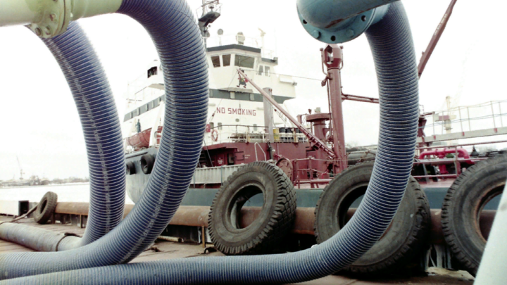 На Западе похвастались своей демократией: Можем убрать с рынка нефть России