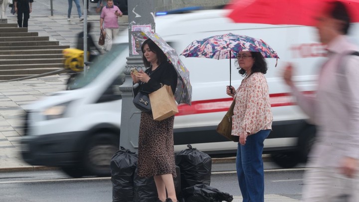 Поворот в истории со скорой в питерском дворе: Ребёнок жив, но вопросы остались